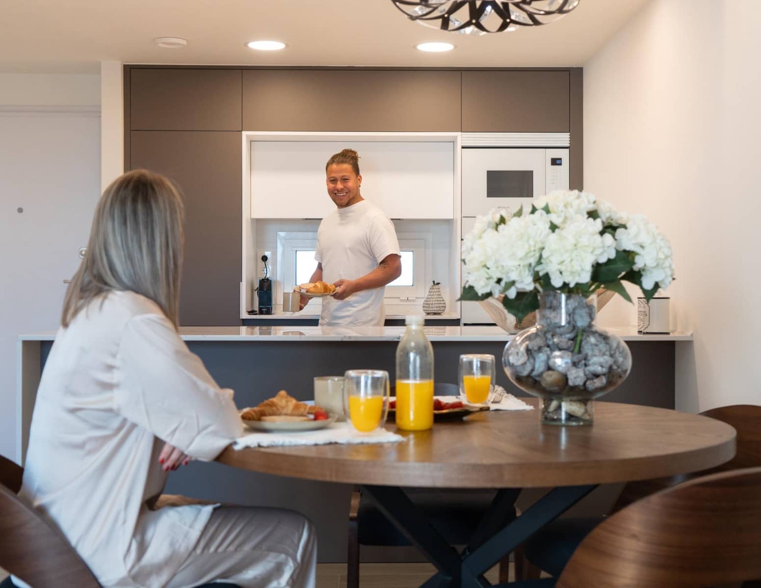 2 sypialnia Apartament na sprzedaż w El Raso z basenem garażem - 294 000 € (Ref: 6184566)