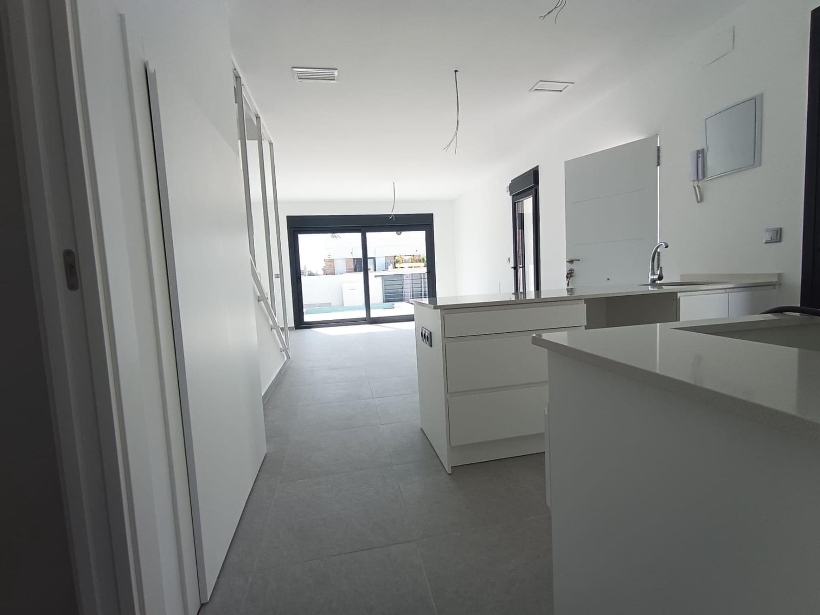 3 sovrum Villa till salu i Daya Nueva med pool - 299 000 € (Ref: 6184637)