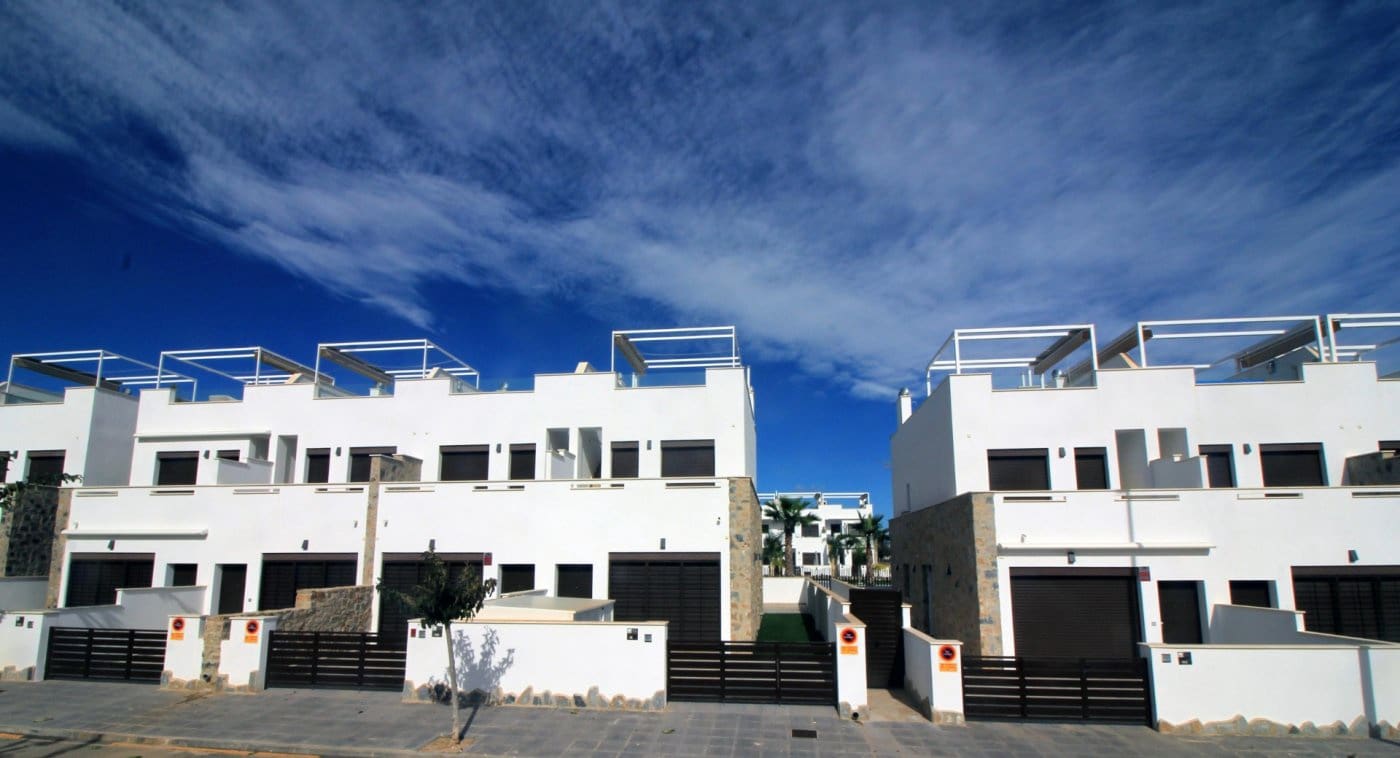 3 Zimmer Reihenhaus zu verkaufen in Pilar de la Horadada mit Pool - 314.900 € (Ref: 6979627)