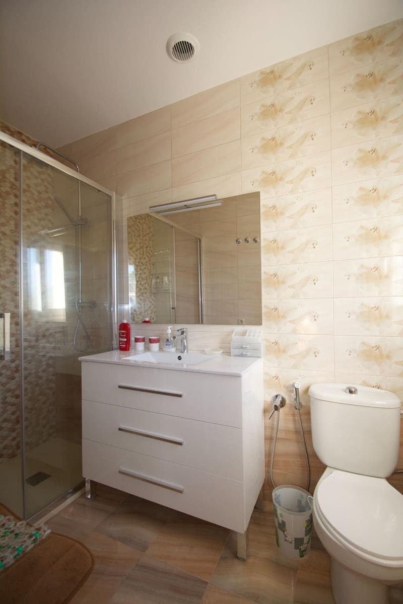 Chalet de 9 habitaciones en Cabo Roig en venta con piscina garaje - 1.850.000 € (Ref: 7408658)