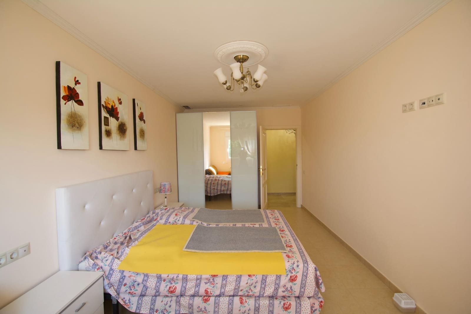 Chalet de 9 habitaciones en Cabo Roig en venta con piscina garaje - 1.850.000 € (Ref: 7408658)