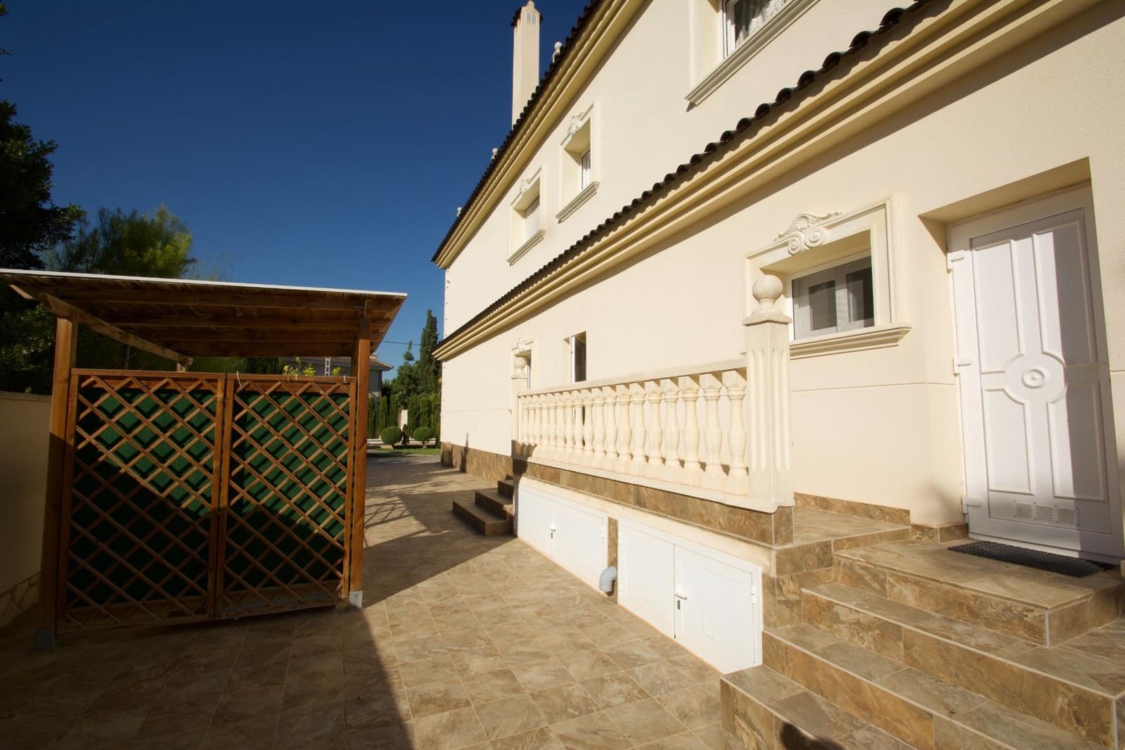 Chalet de 9 habitaciones en Cabo Roig en venta con piscina garaje - 1.850.000 € (Ref: 7408658)