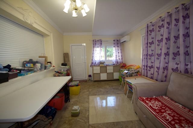 9 sypialnia Willa na sprzedaż w Cabo Roig, Orihuela z basenem garażem - 1 850 000 € (Ref: 7408658)