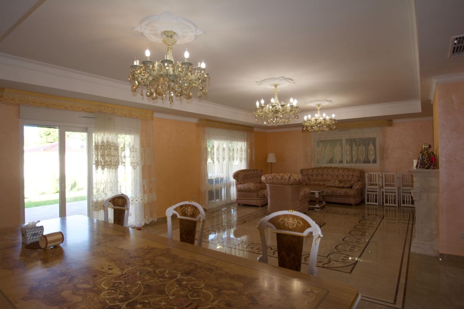 Chalet de 9 habitaciones en Cabo Roig en venta con piscina garaje - 1.850.000 € (Ref: 7408658)