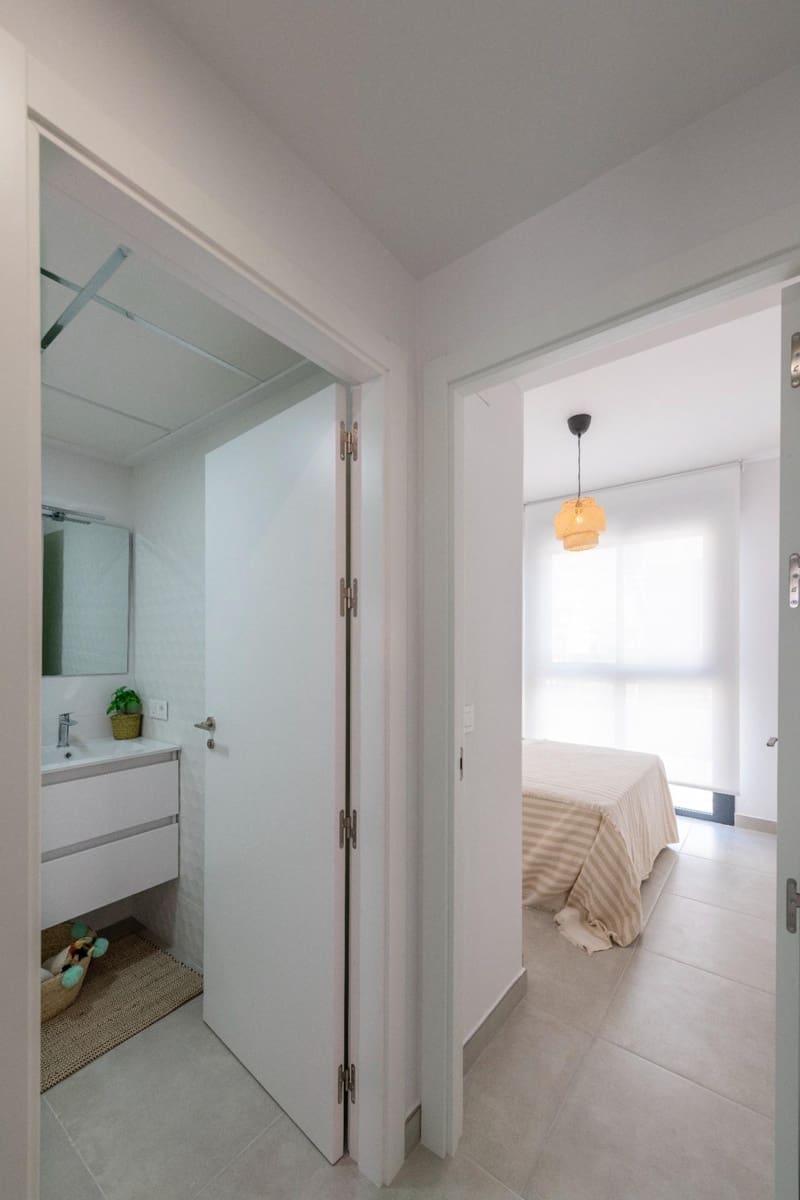 2 bedroom Apartment for sale in Orihuela Costa with pool - € 239,000 (Ref: 7704451)