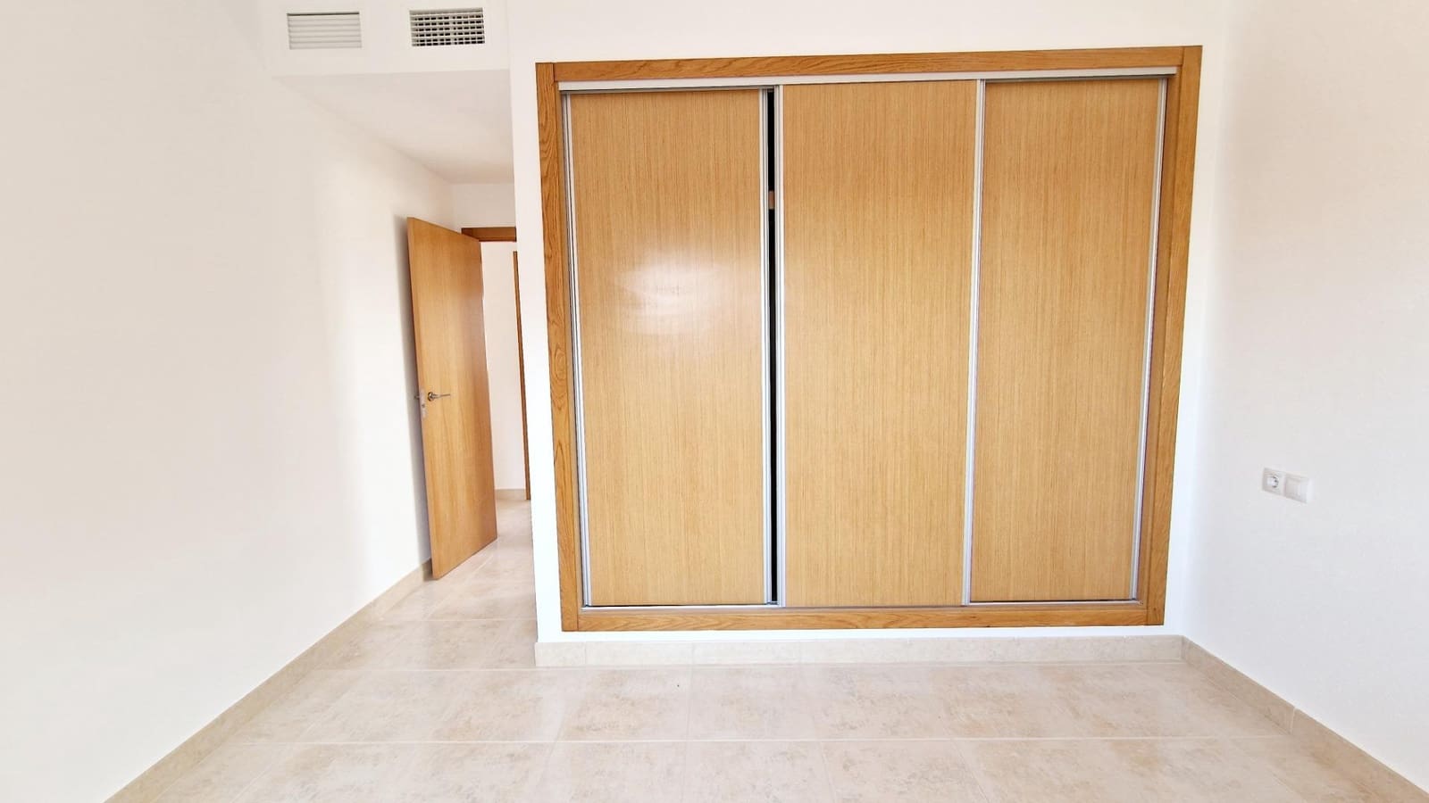 3 slaapkamer Villa te koop in Purias - € 254.000 (Ref: 7840691)