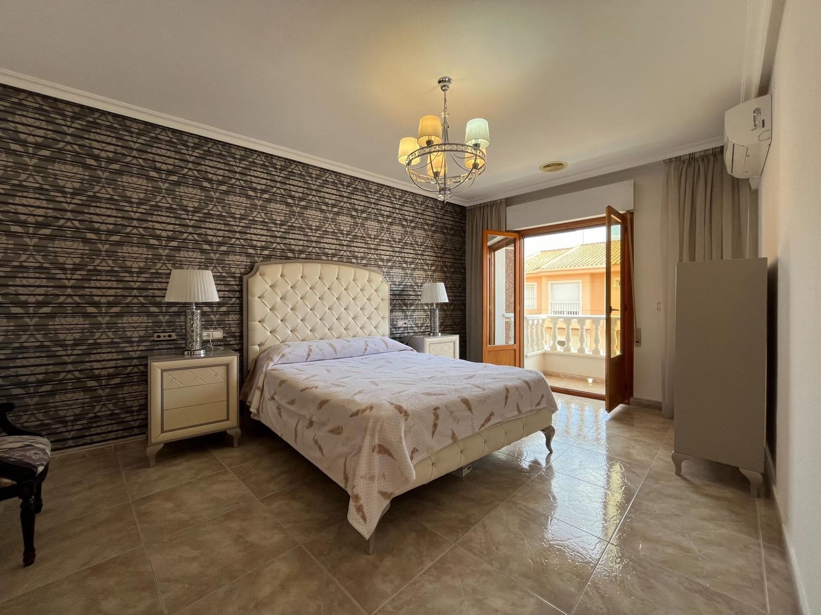 5 soverom Villa til salgs i Rojales med garasje - € 370 000 (Ref: 8038182)