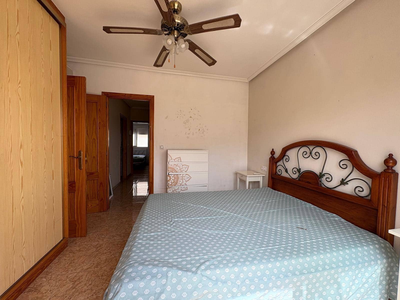 3 soveværelse Bungalow til leje i Los Palacios med garage - € 800 (Ref: 8053424)