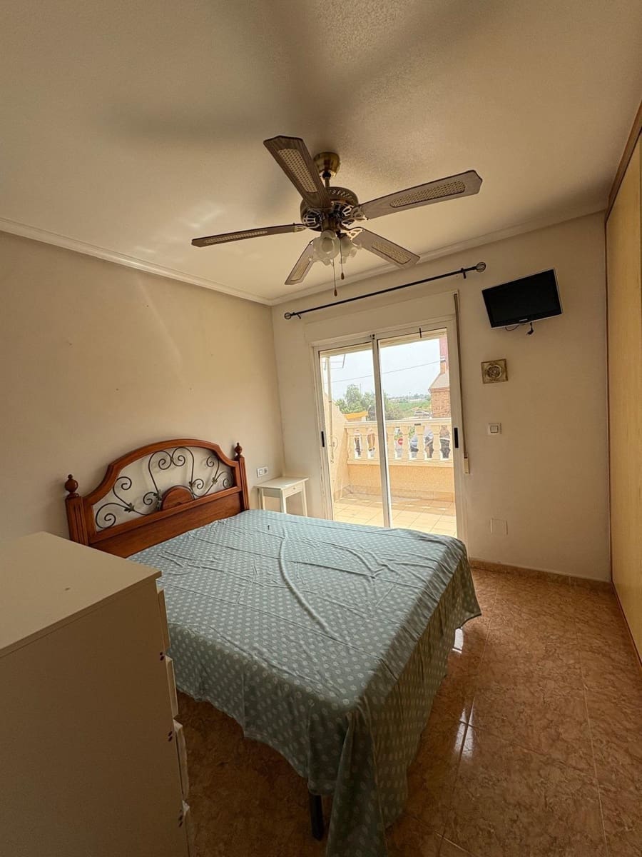 3 soveværelse Bungalow til leje i Los Palacios med garage - € 800 (Ref: 8053424)