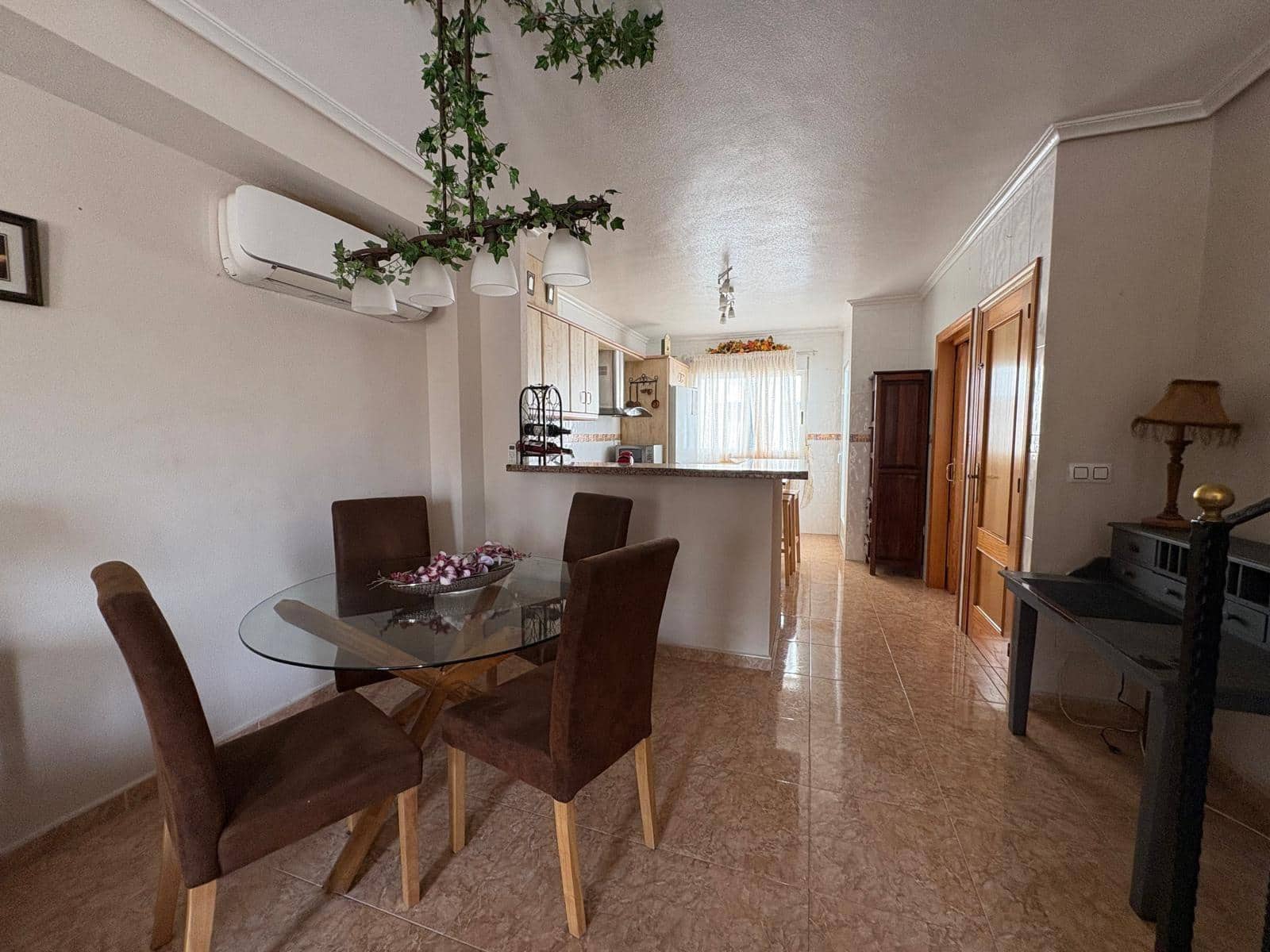 3 soveværelse Bungalow til leje i Los Palacios med garage - € 800 (Ref: 8053424)