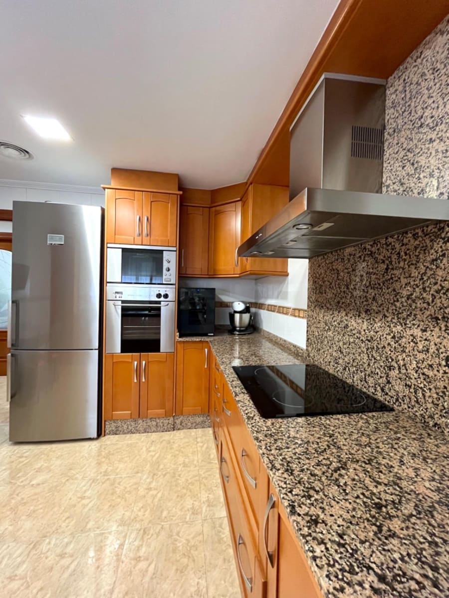 3 bedroom Flat for sale in Rojales with garage - € 169,900 (Ref: 8597477)