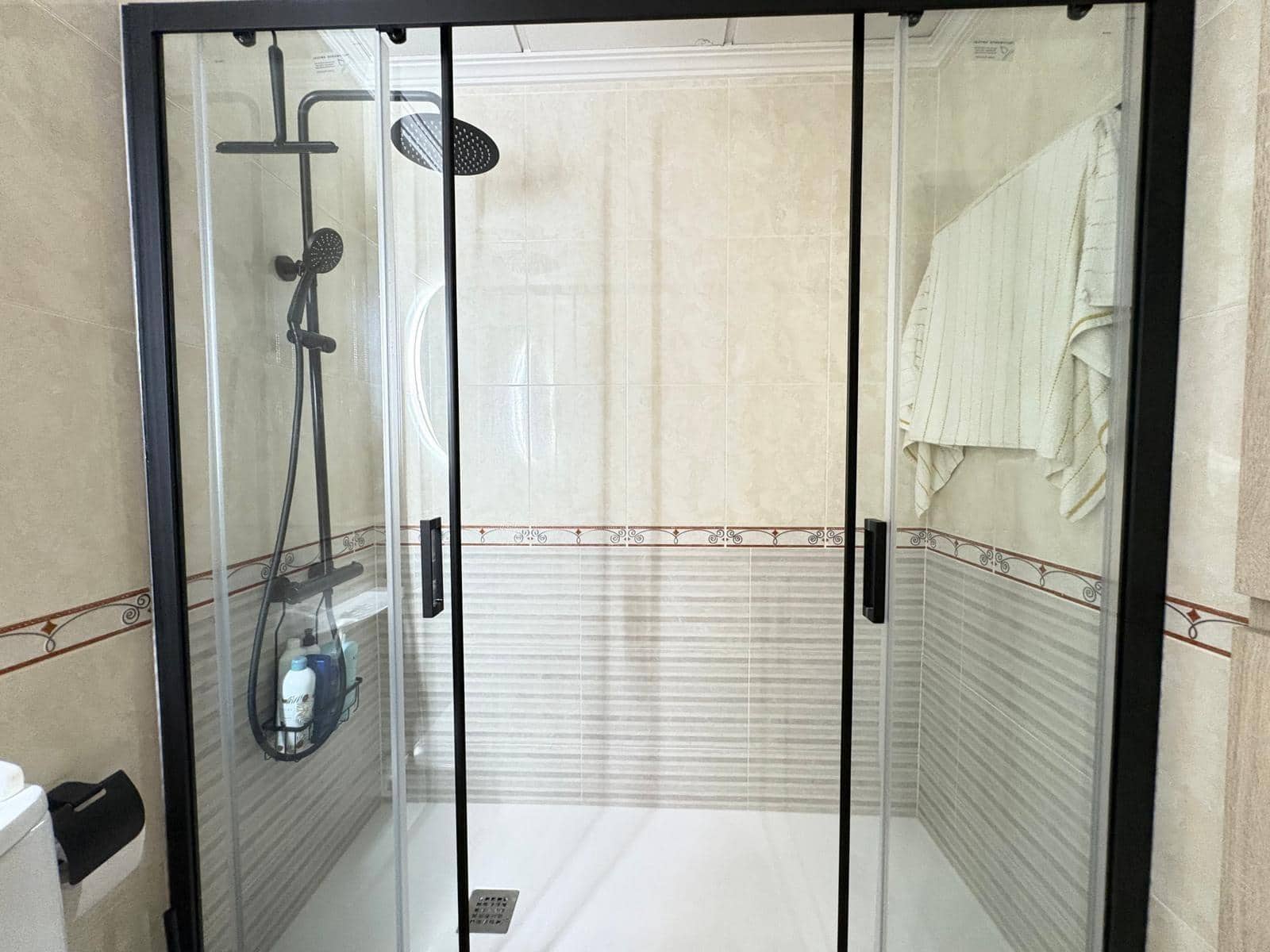 3 bedroom Flat for sale in Rojales with garage - € 169,900 (Ref: 8597477)