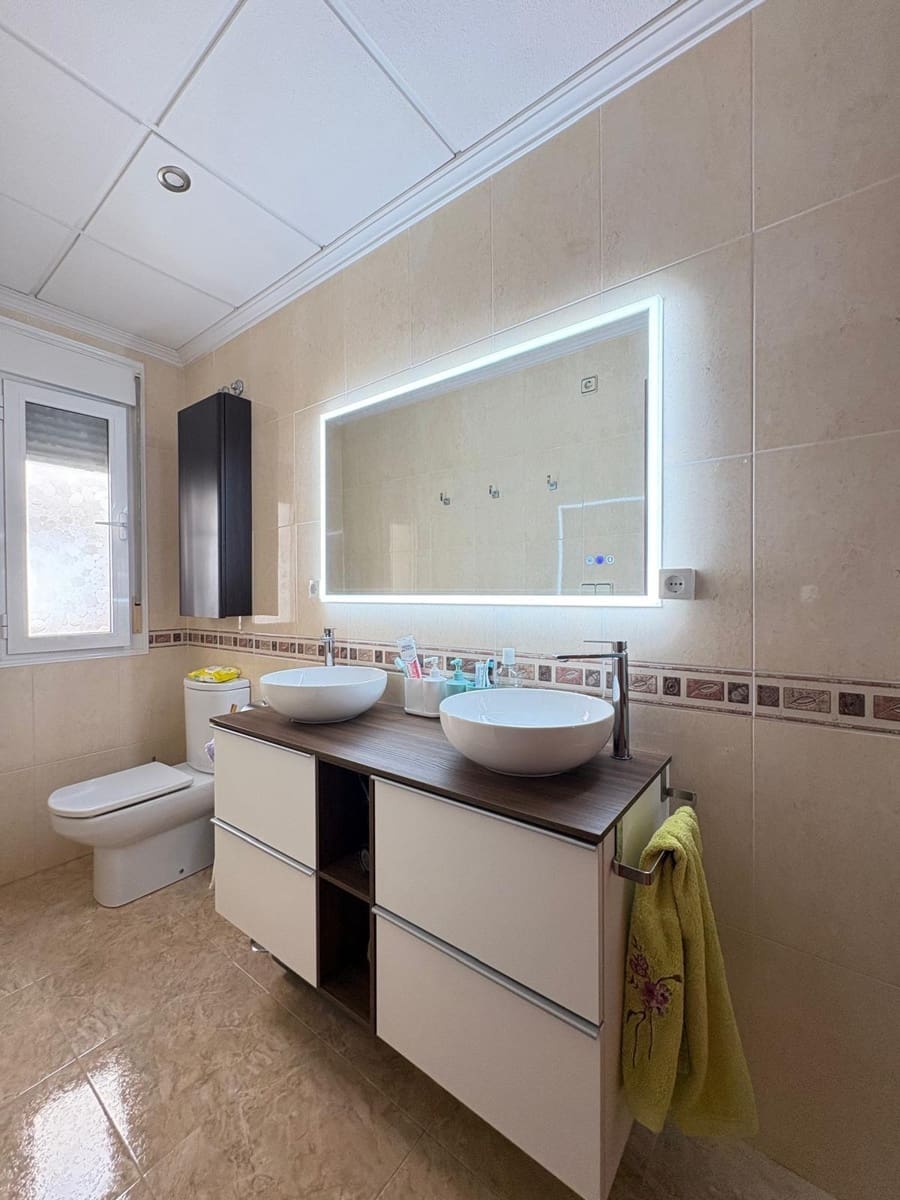 3 bedroom Flat for sale in Rojales with garage - € 169,900 (Ref: 8597477)