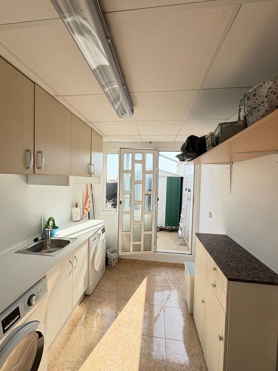 3 bedroom Flat for sale in Rojales with garage - € 169,900 (Ref: 8597477)