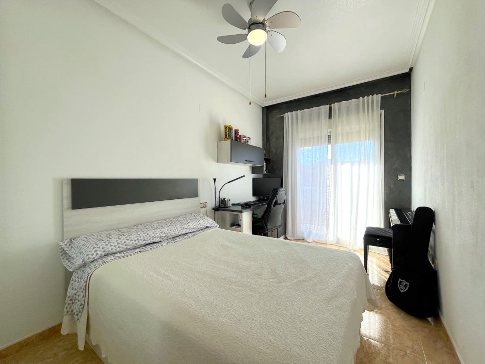 3 bedroom Flat for sale in Rojales with garage - € 169,900 (Ref: 8597477)