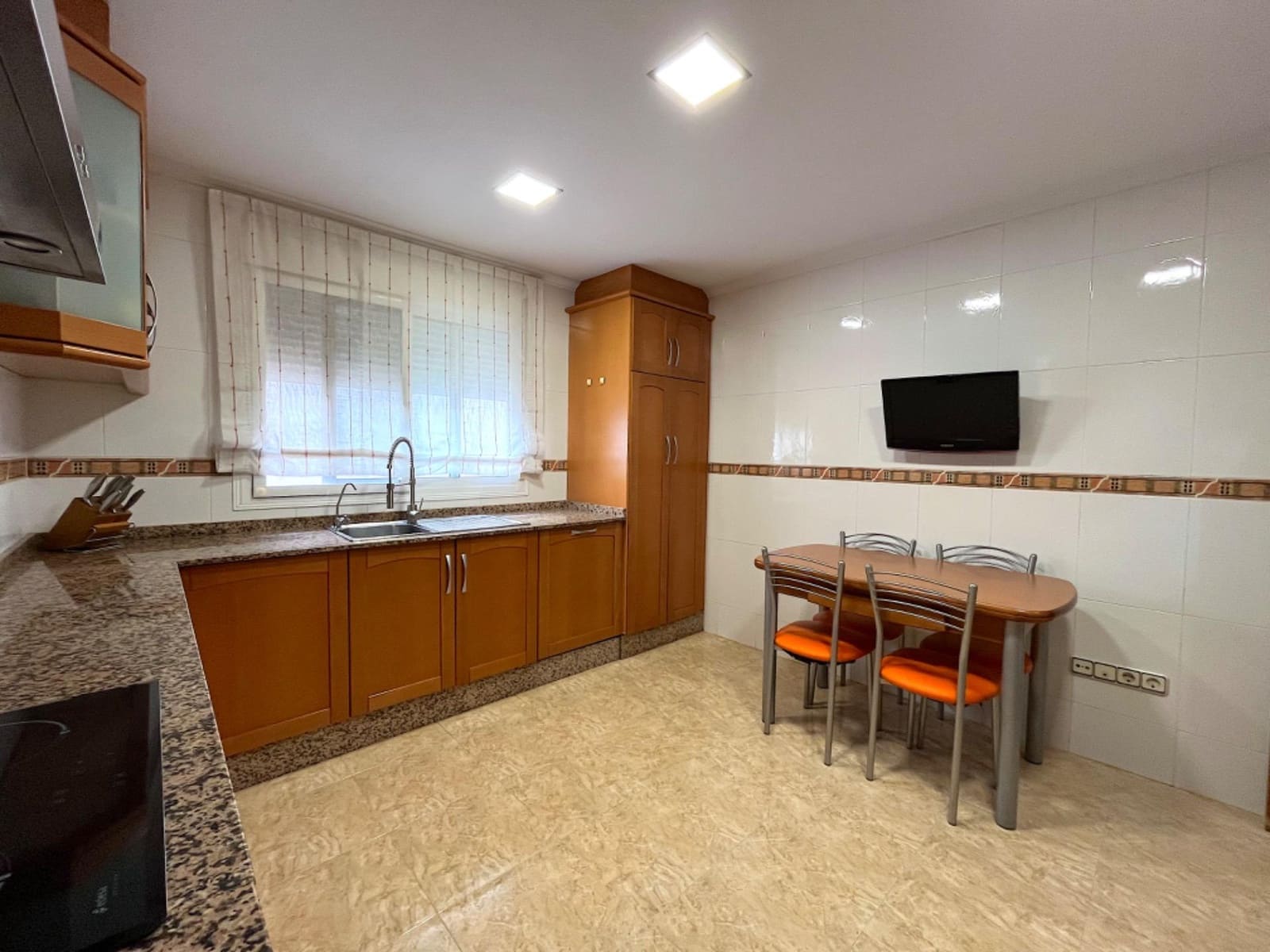 3 bedroom Flat for sale in Rojales with garage - € 169,900 (Ref: 8597477)