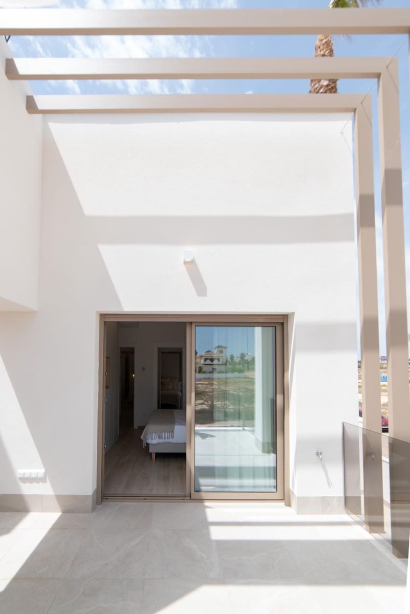 3 Zimmer Villa zu verkaufen in Ciudad Quesada mit Pool - 499.999 € (Ref: 8767066)