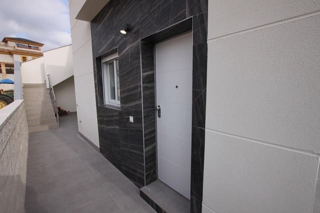 3 slaapkamer Villa te koop in Los Montesinos met zwembad - € 295.000 (Ref: 8778559)