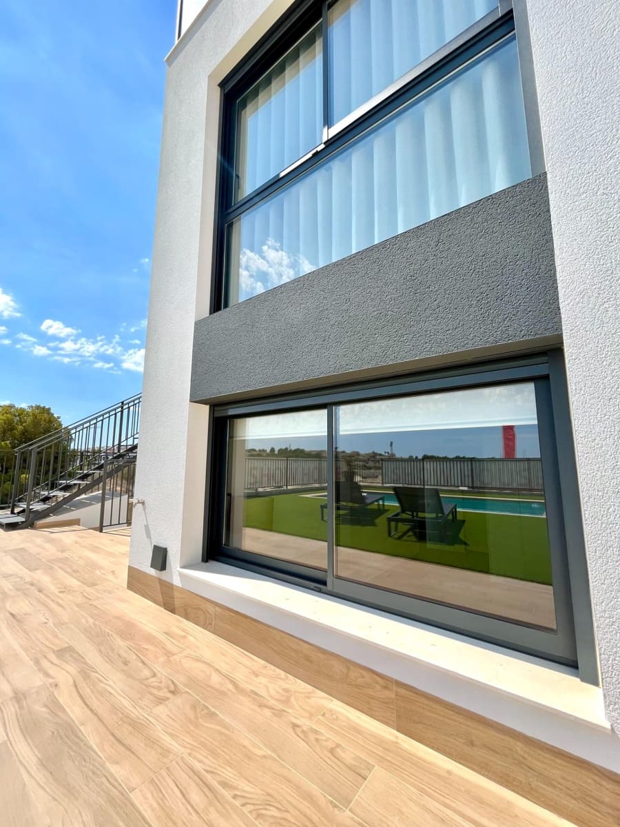 3 bedroom Villa for sale in Algorfa with pool - € 465,000 (Ref: 8786479)