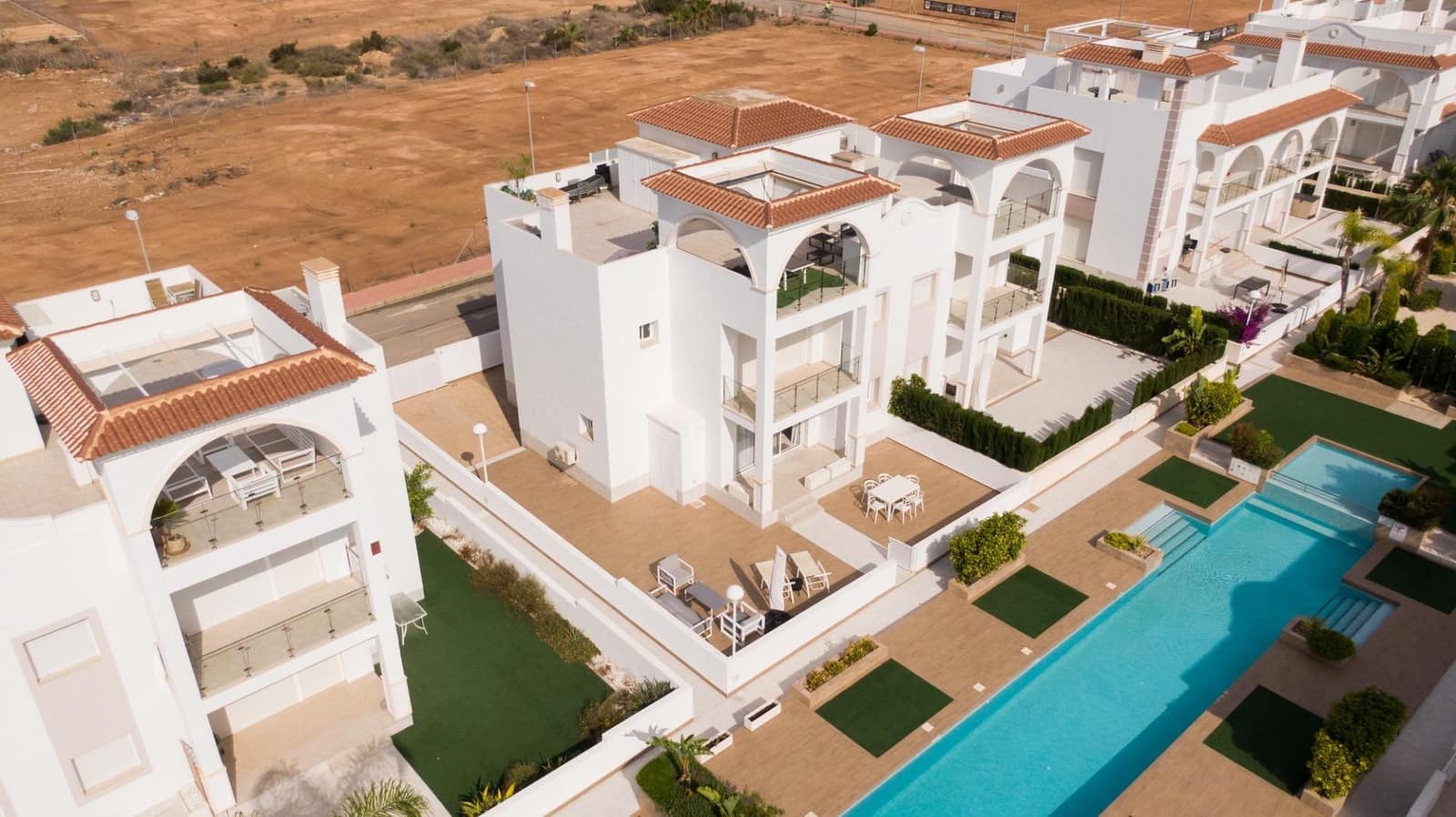 3 soverom Bungalow til salgs i Ciudad Quesada med svømmebasseng - € 344 900 (Ref: 8802095)