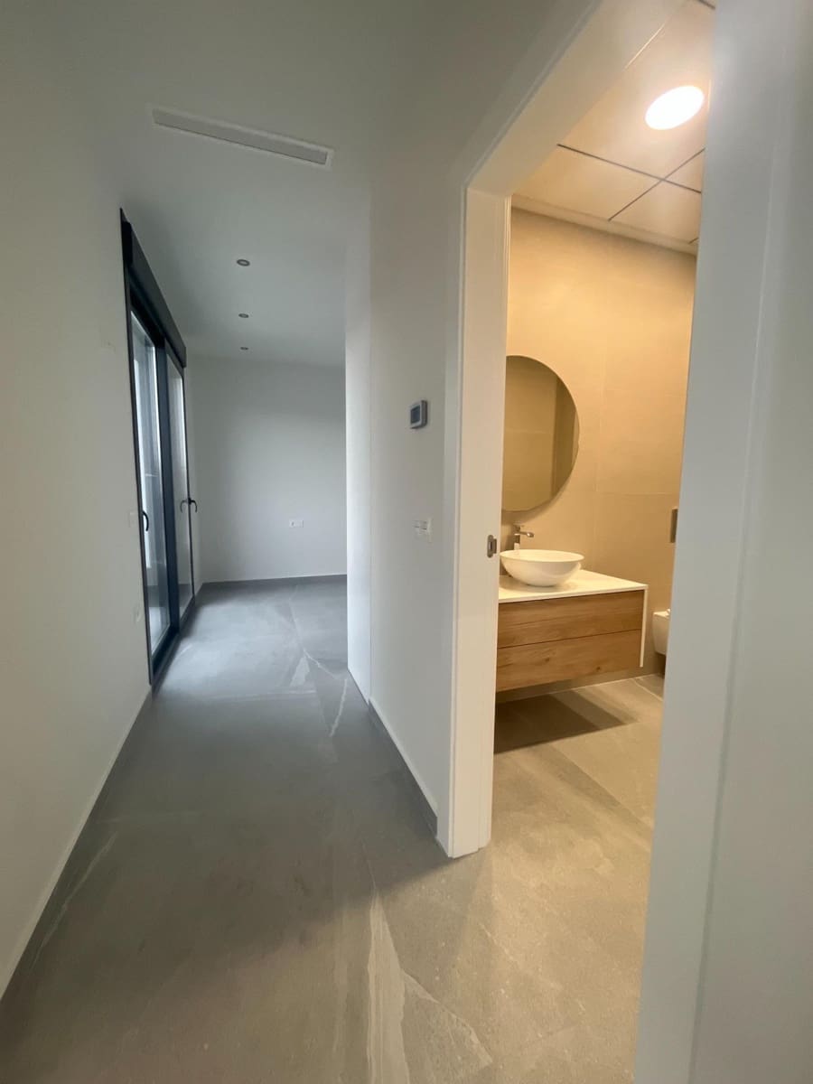 5 camera da letto Villa in vendita in Ciudad Quesada con piscina garage - 799.900 € (Rif: 8896917)