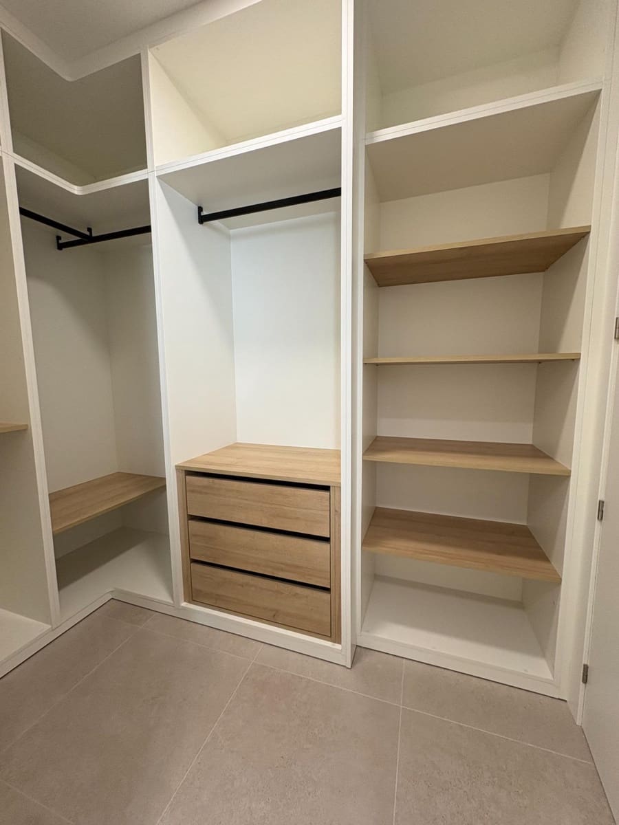 Chalet de 3 habitaciones en Heredades en venta con piscina - 359.900 € (Ref: 8900123)