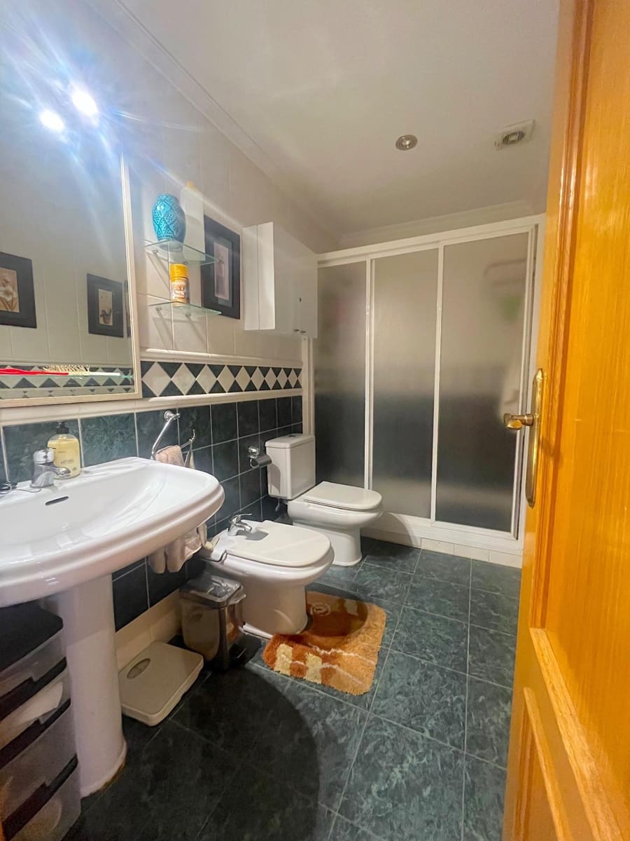 3 slaapkamer Appartement te koop in Rojales met garage - € 140.000 (Ref: 8972651)