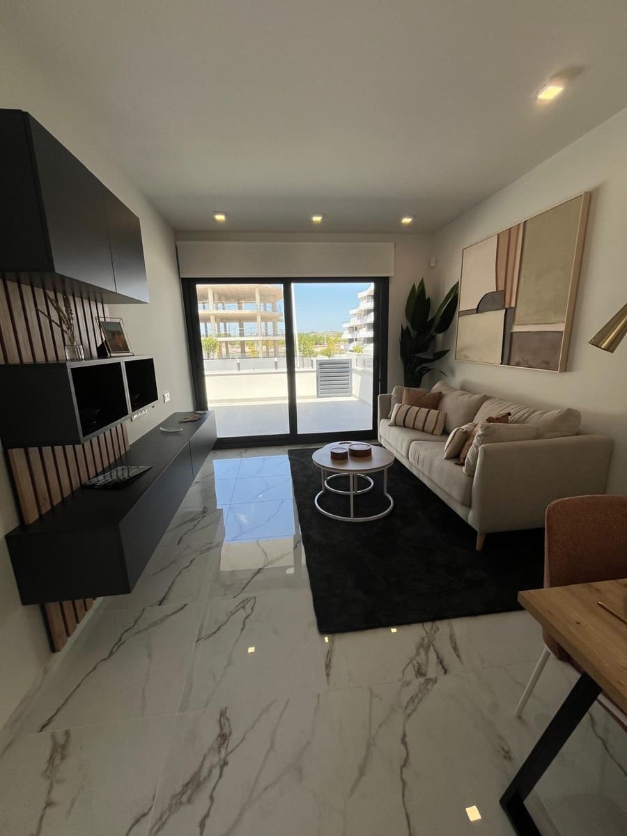 Apartamento de 2 habitaciones en San Miguel de Salinas en venta con piscina - 219.000 € (Ref: 9029672)