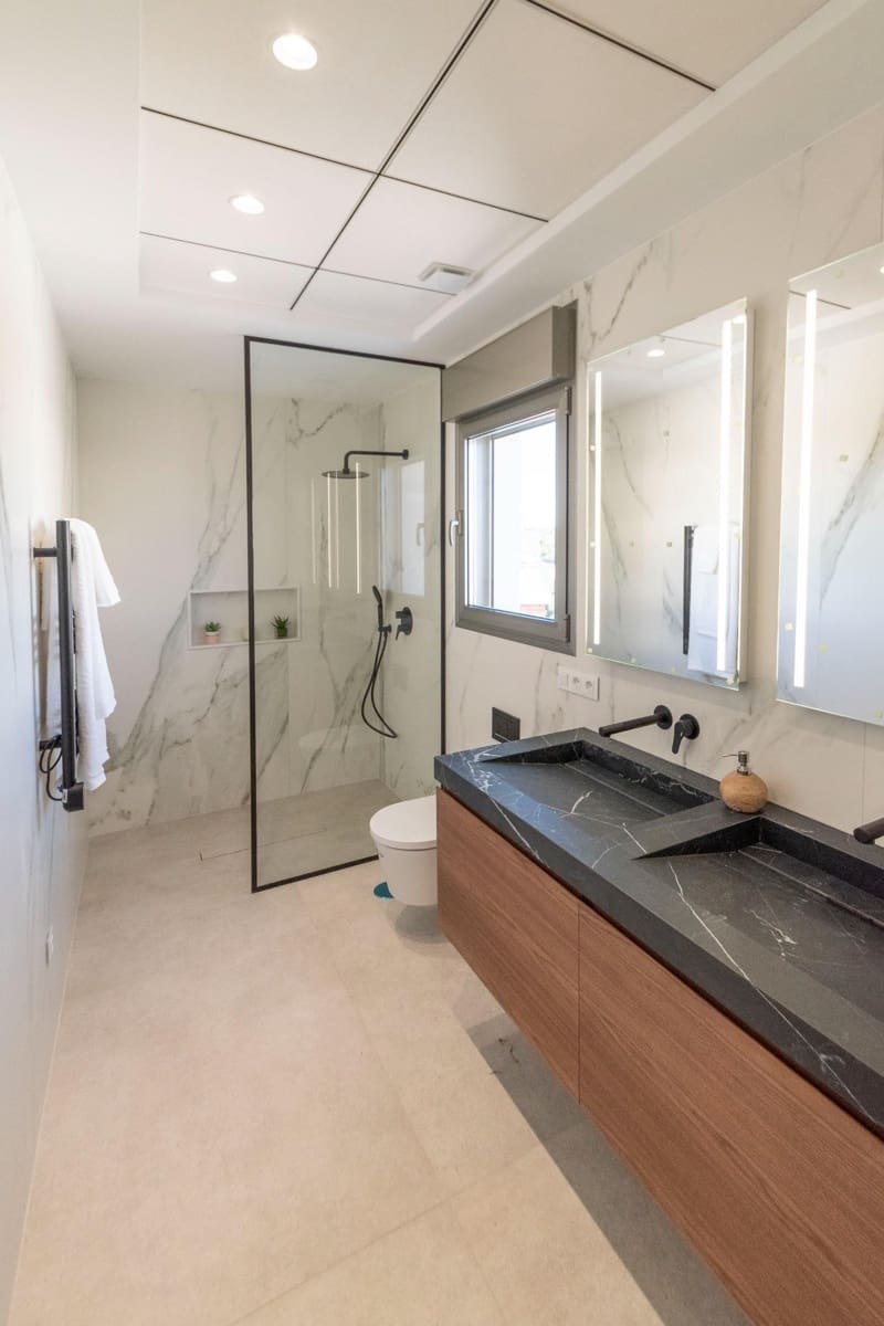 4 bedroom Villa for sale in Campoamor with pool garage - € 1,240,000 (Ref: 9126857)