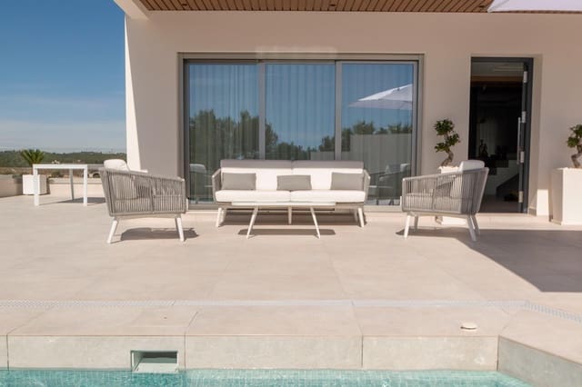 4 slaapkamer Villa te koop in Campoamor, Orihuela met zwembad garage - € 1.240.000 (Ref: 9126857)