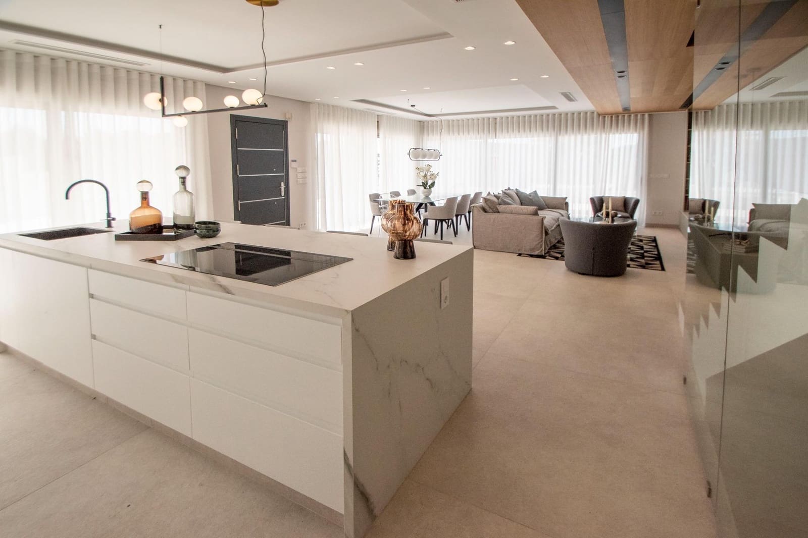 4 bedroom Villa for sale in Campoamor with pool garage - € 1,240,000 (Ref: 9126857)