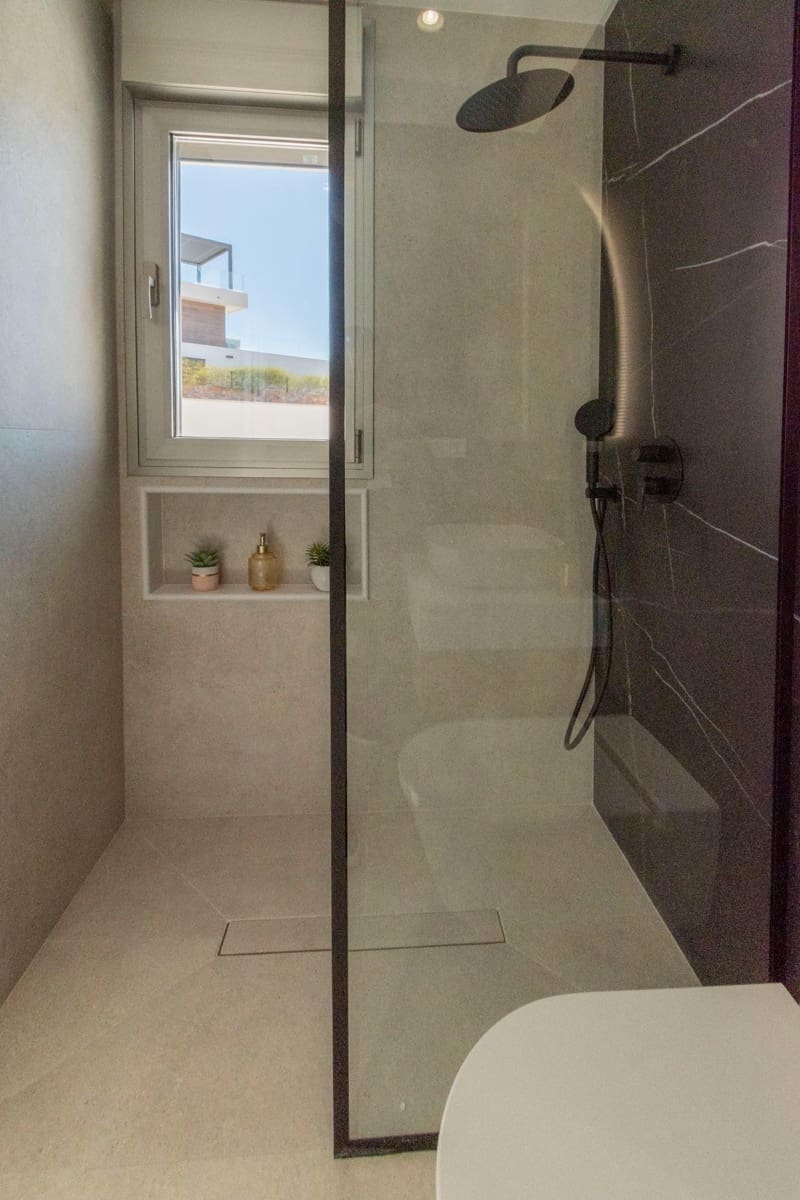 4 bedroom Villa for sale in Campoamor with pool garage - € 1,240,000 (Ref: 9126857)