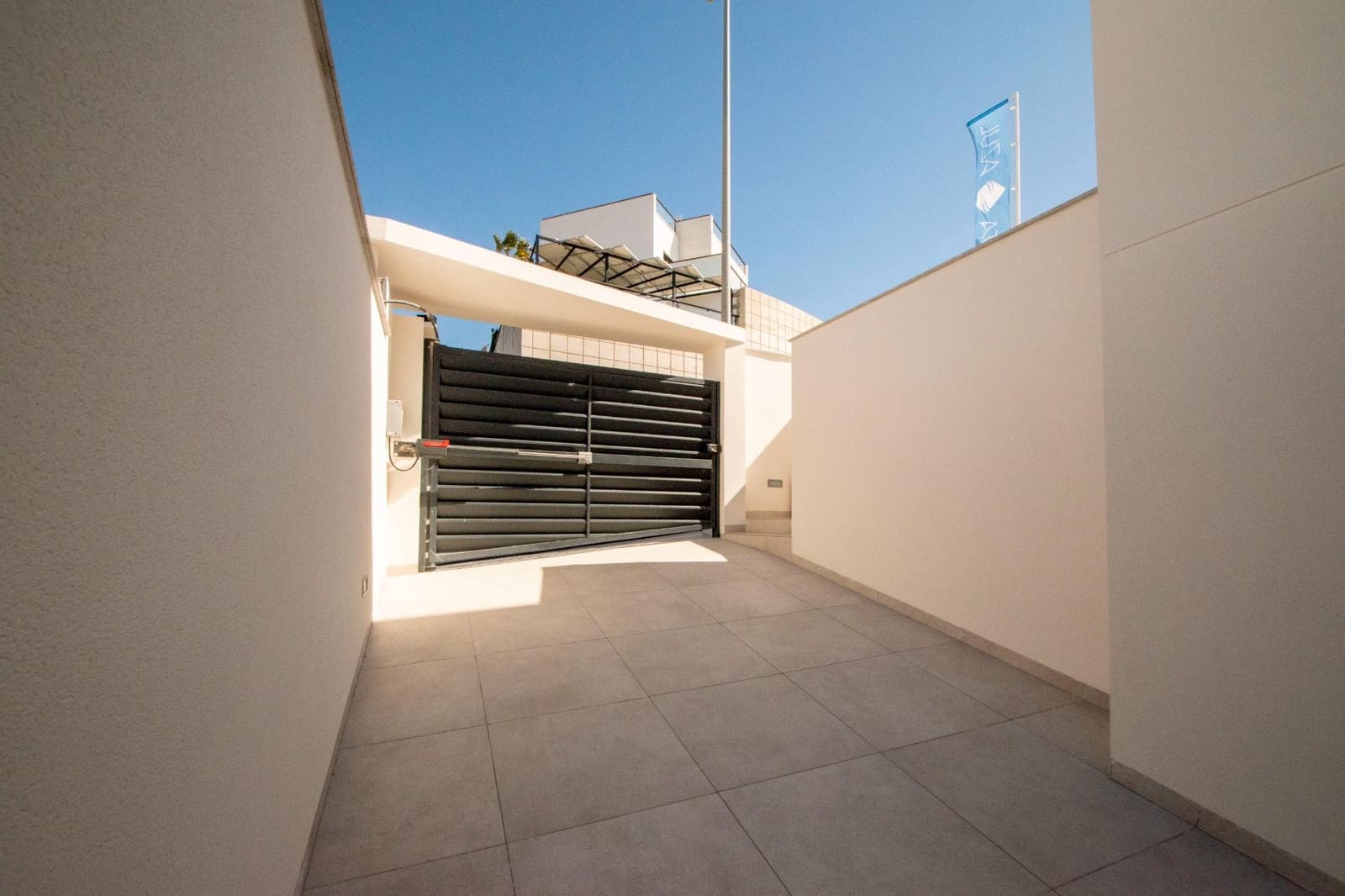 4 bedroom Villa for sale in Campoamor with pool garage - € 1,240,000 (Ref: 9126857)