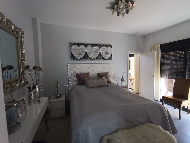 2 slaapkamer Villa te koop in Daya Nueva - € 359.000 (Ref: 9176553)