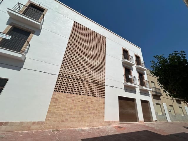 1 quarto Apartamento para venda em Hondón de las Nieves com garagem - 175 000 € (Ref: 9183772)