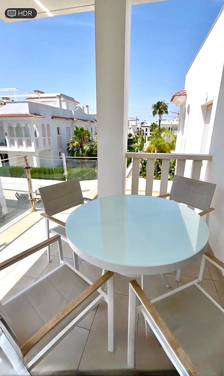 3 quarto Bungalow para venda em Ciudad Quesada com piscina - 345 000 € (Ref: 9303679)