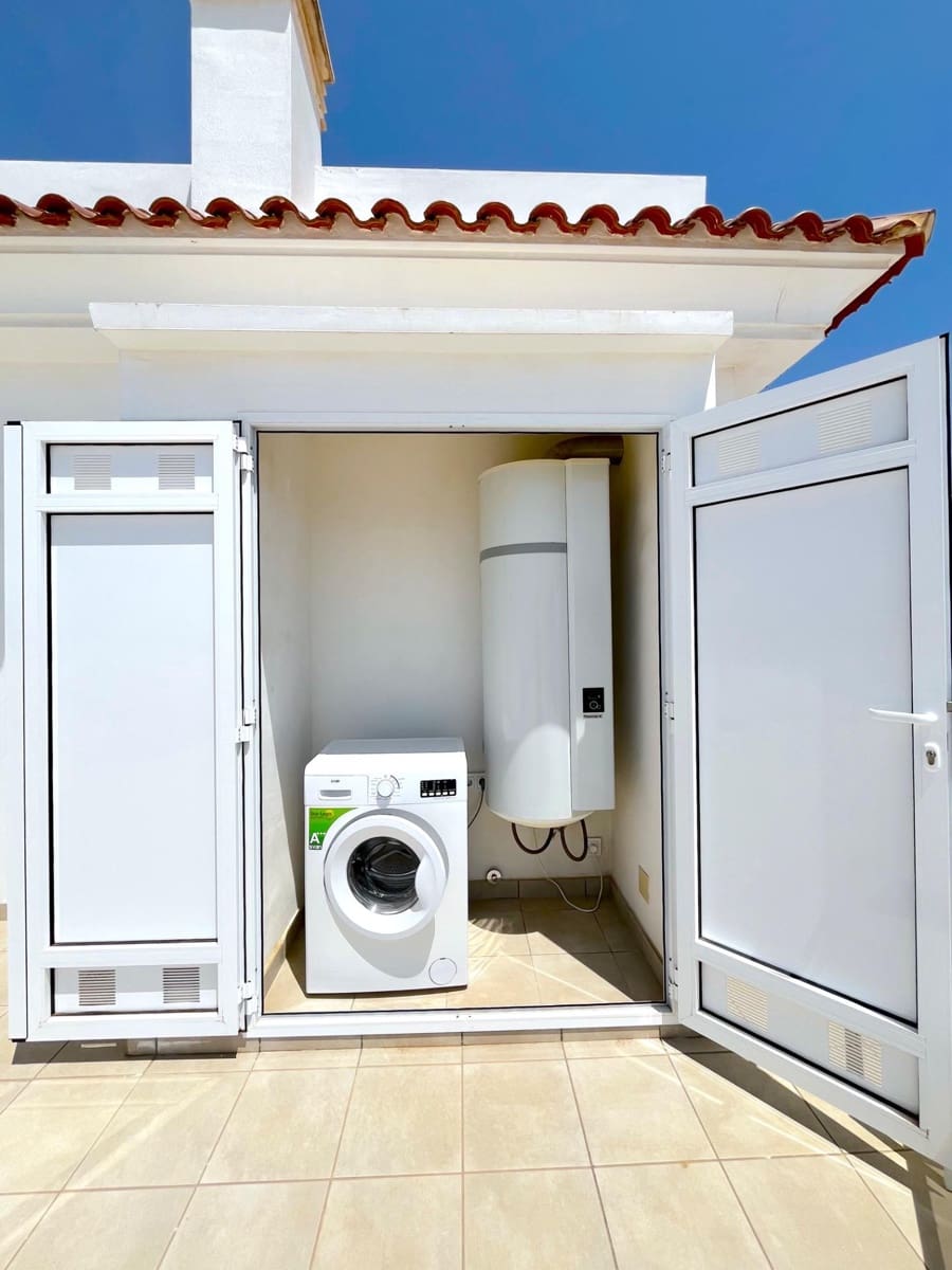 3 quarto Bungalow para venda em Ciudad Quesada com piscina - 345 000 € (Ref: 9303679)