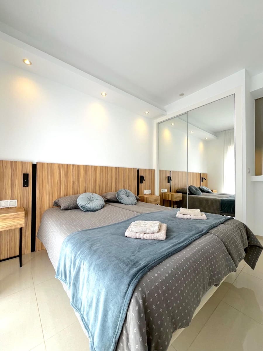 3 quarto Bungalow para venda em Ciudad Quesada com piscina - 345 000 € (Ref: 9303679)