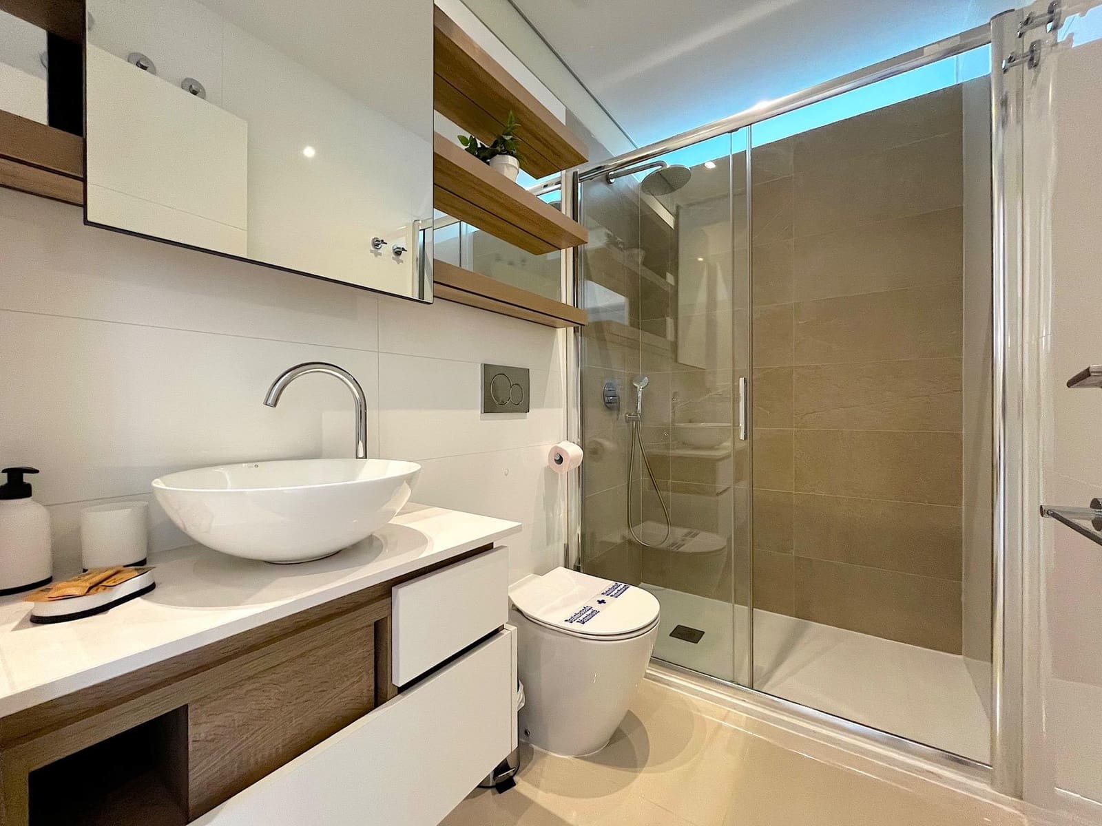 3 quarto Bungalow para venda em Ciudad Quesada com piscina - 345 000 € (Ref: 9303679)