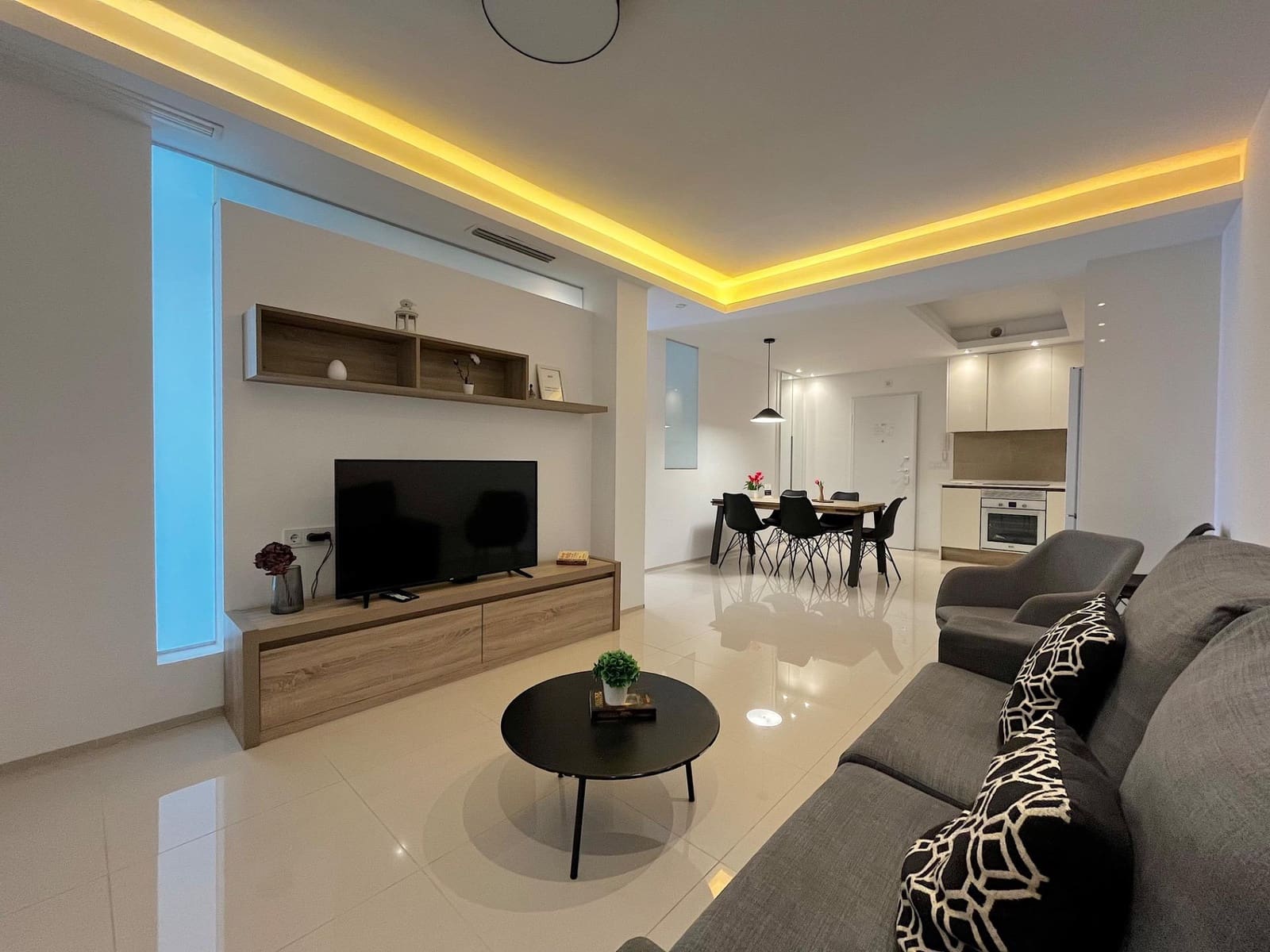 3 quarto Bungalow para venda em Ciudad Quesada com piscina - 345 000 € (Ref: 9303679)