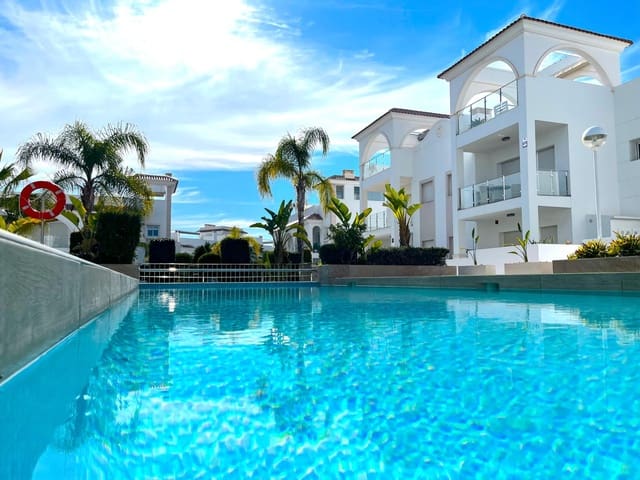 3 quarto Bungalow para venda em Ciudad Quesada, Rojales com piscina - 345 000 € (Ref: 9303679)