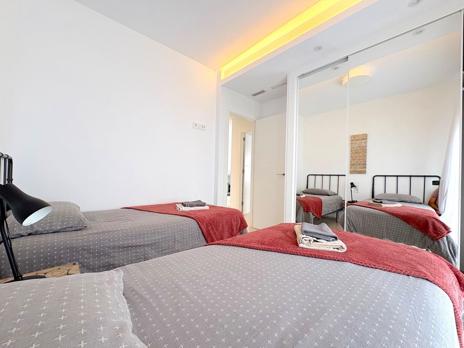 2 makuuhuone Huoneisto myytävänä paikassa Dona Pepa mukana uima-altaan - 290 000 € (Ref: 9330764)