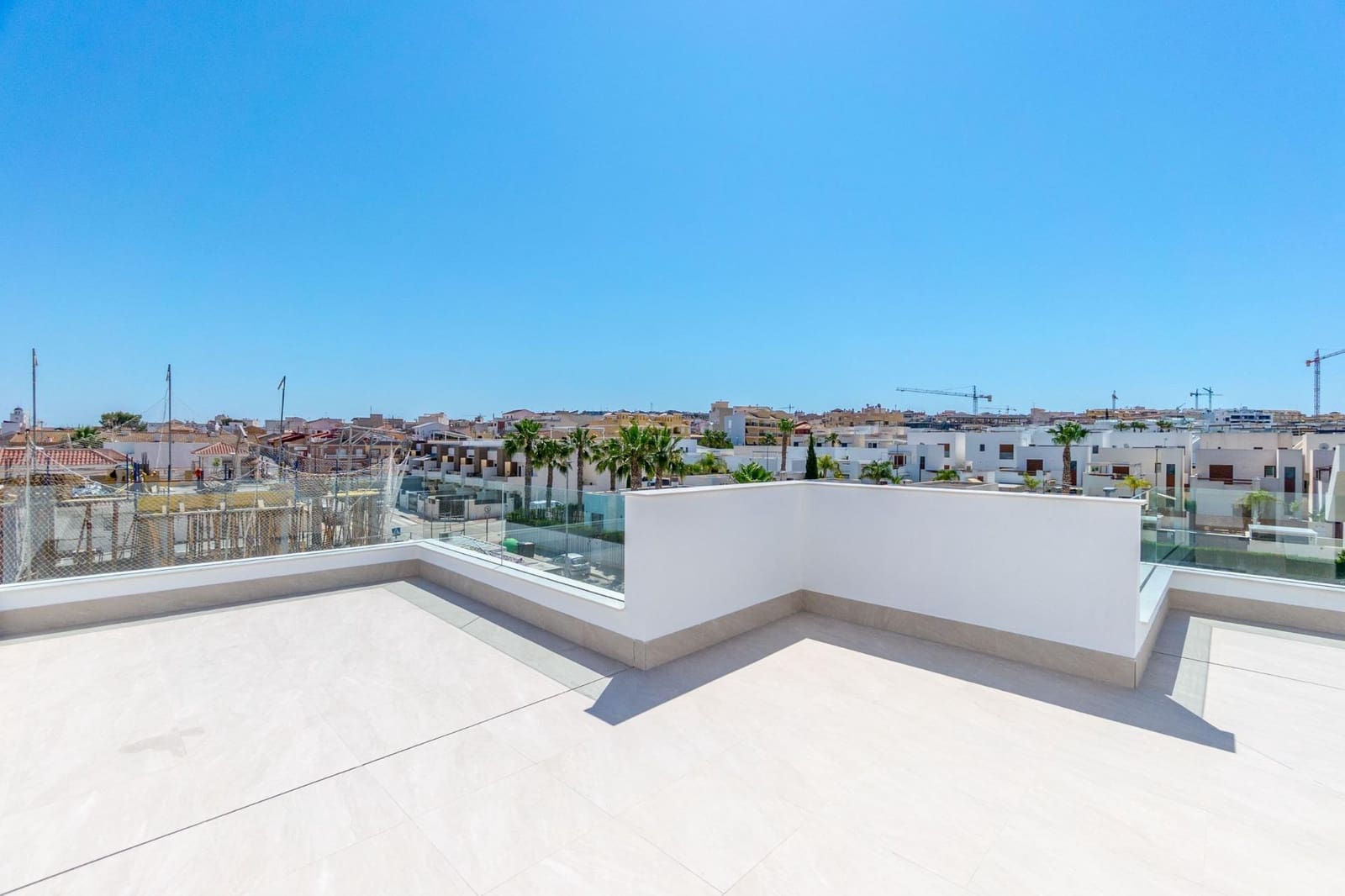 3 bedroom Villa for sale in Benijofar with pool - € 455,000 (Ref: 9359396)