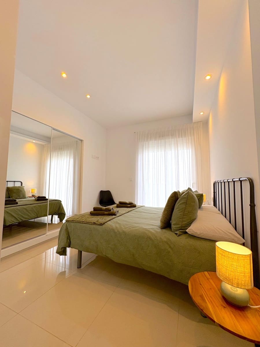 2 bedroom Apartment for sale in Dona Pepa with pool - € 282,000 (Ref: 9359397)