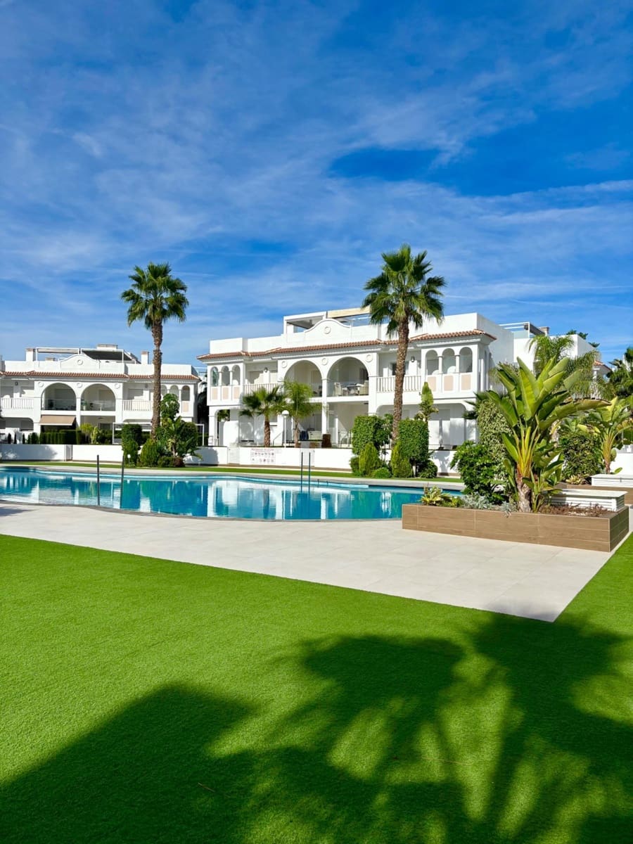 2 bedroom Apartment for sale in Dona Pepa with pool - € 282,000 (Ref: 9359397)