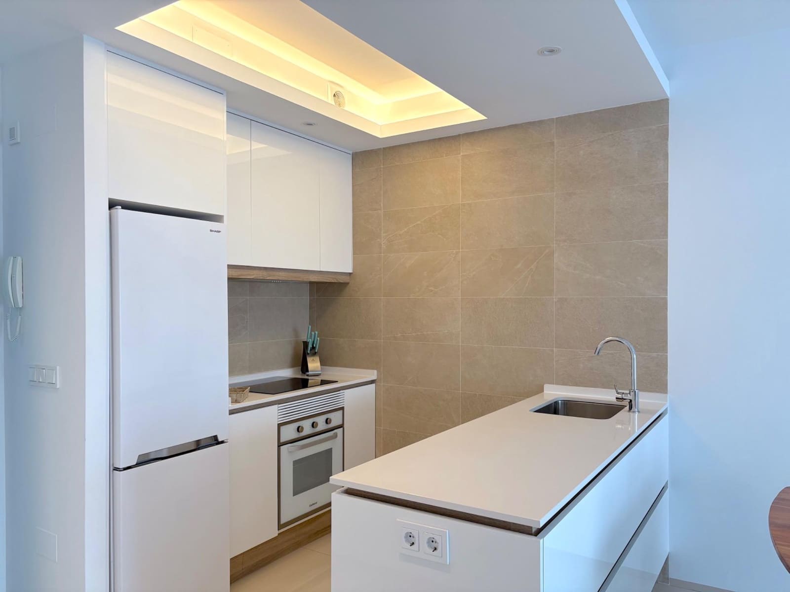 2 bedroom Apartment for sale in Dona Pepa with pool - € 282,000 (Ref: 9359397)