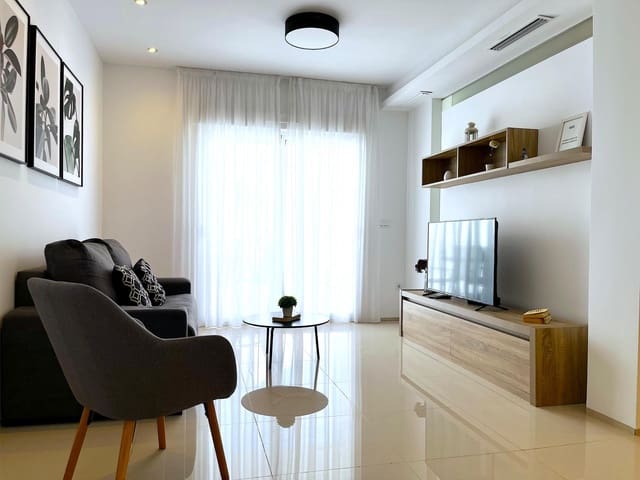 Bungalow de 3 habitaciones en Ciudad Quesada, Rojales en venta con piscina - 338.000 € (Ref: 9362453)