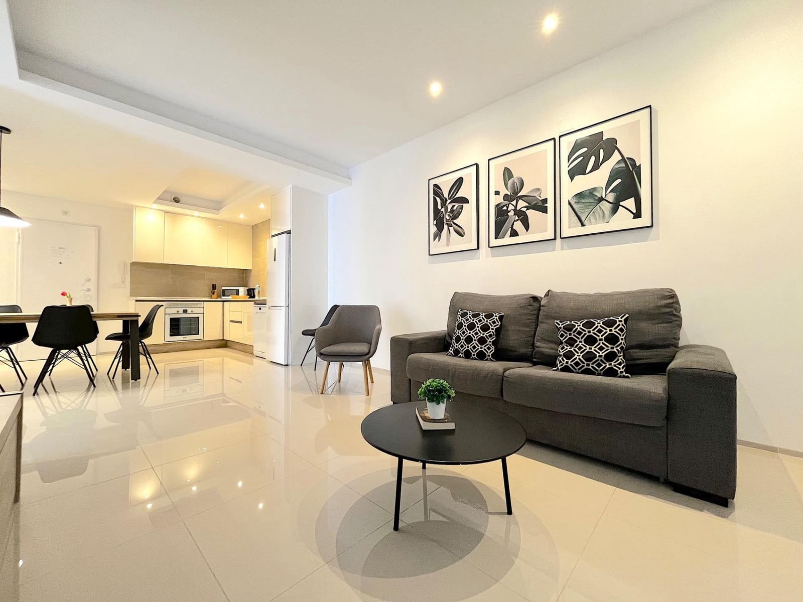 3 slaapkamer Bungalow te koop in Ciudad Quesada met zwembad - € 320.000 (Ref: 9362453)