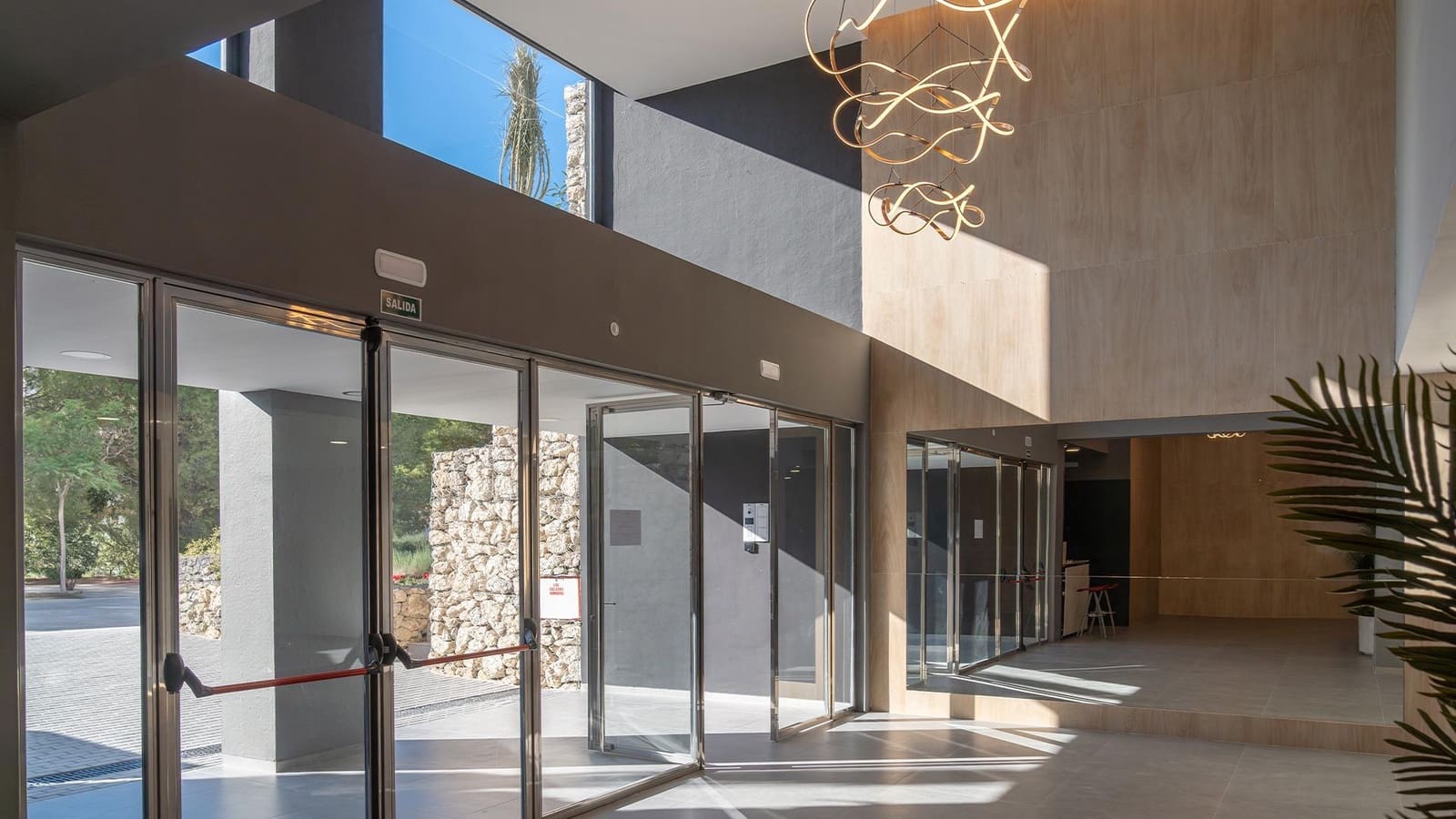 2 slaapkamer Appartement te koop in Benidorm met zwembad - € 411.000 (Ref: 9401284)