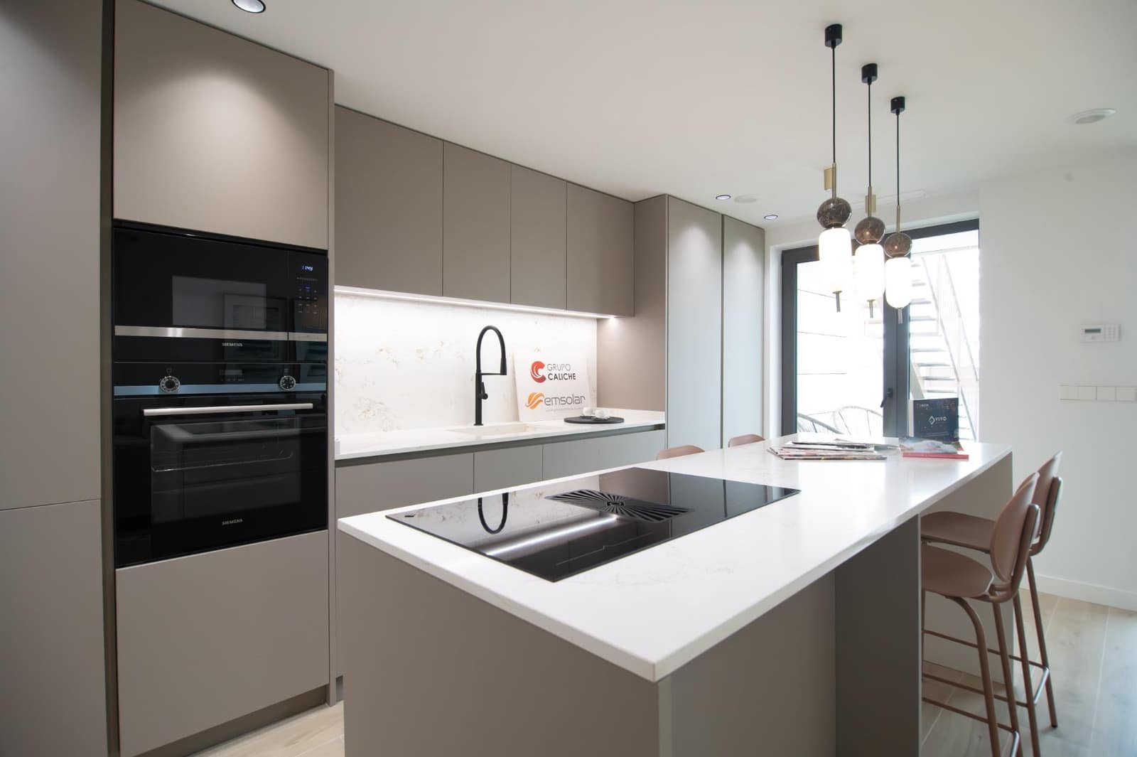 3 quarto Moradia para venda em Pilar de la Horadada com piscina - 385 000 € (Ref: 9513515)